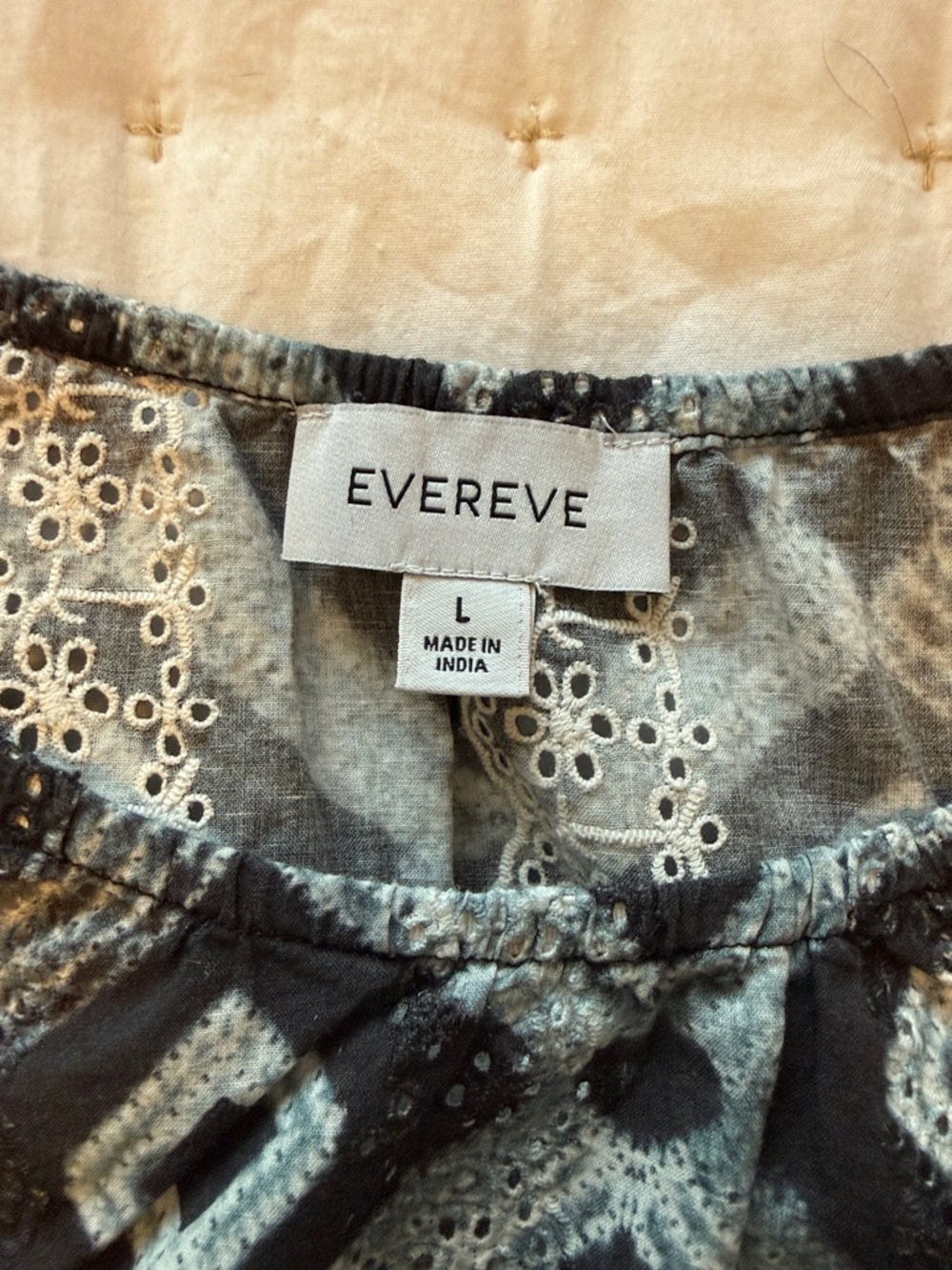 Evereve Navy and Light Blue Diamond Print Flutter Sleeve Top - Picture 2 of 4